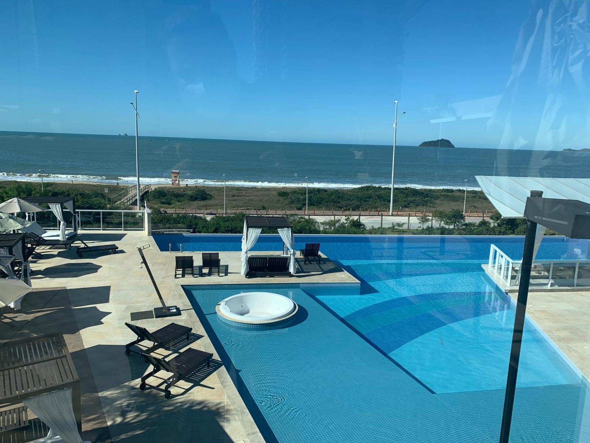 Bali Beach Home Club Rogga Beira Mar - Balneario Piçarras Kültér fotó